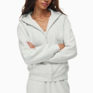 Aritzia Cozy Fleece Zip Up Cropped Hoodie